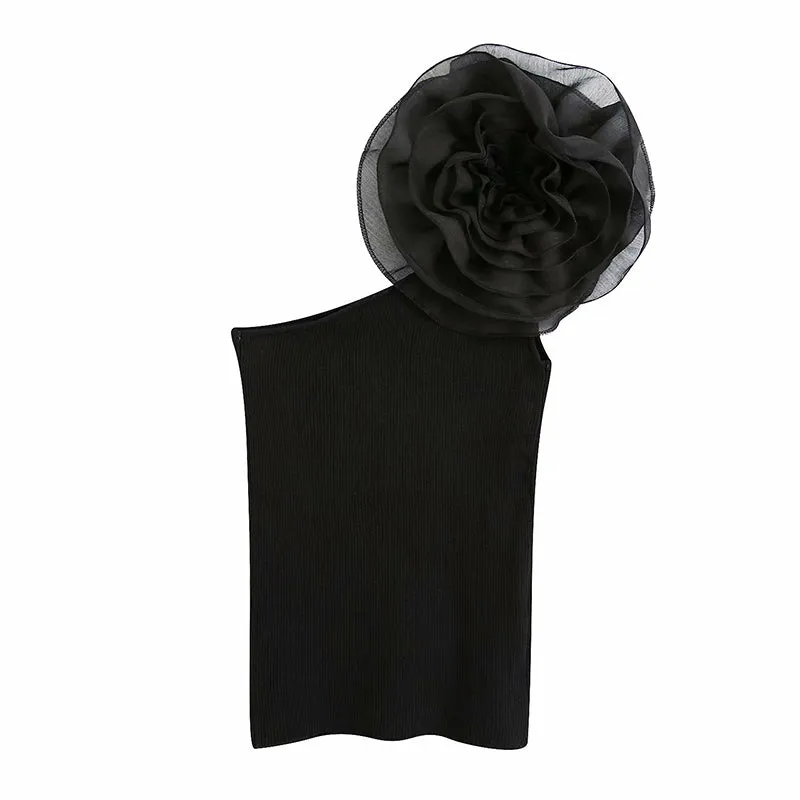 ASYMMETRIC FLORAL TOP