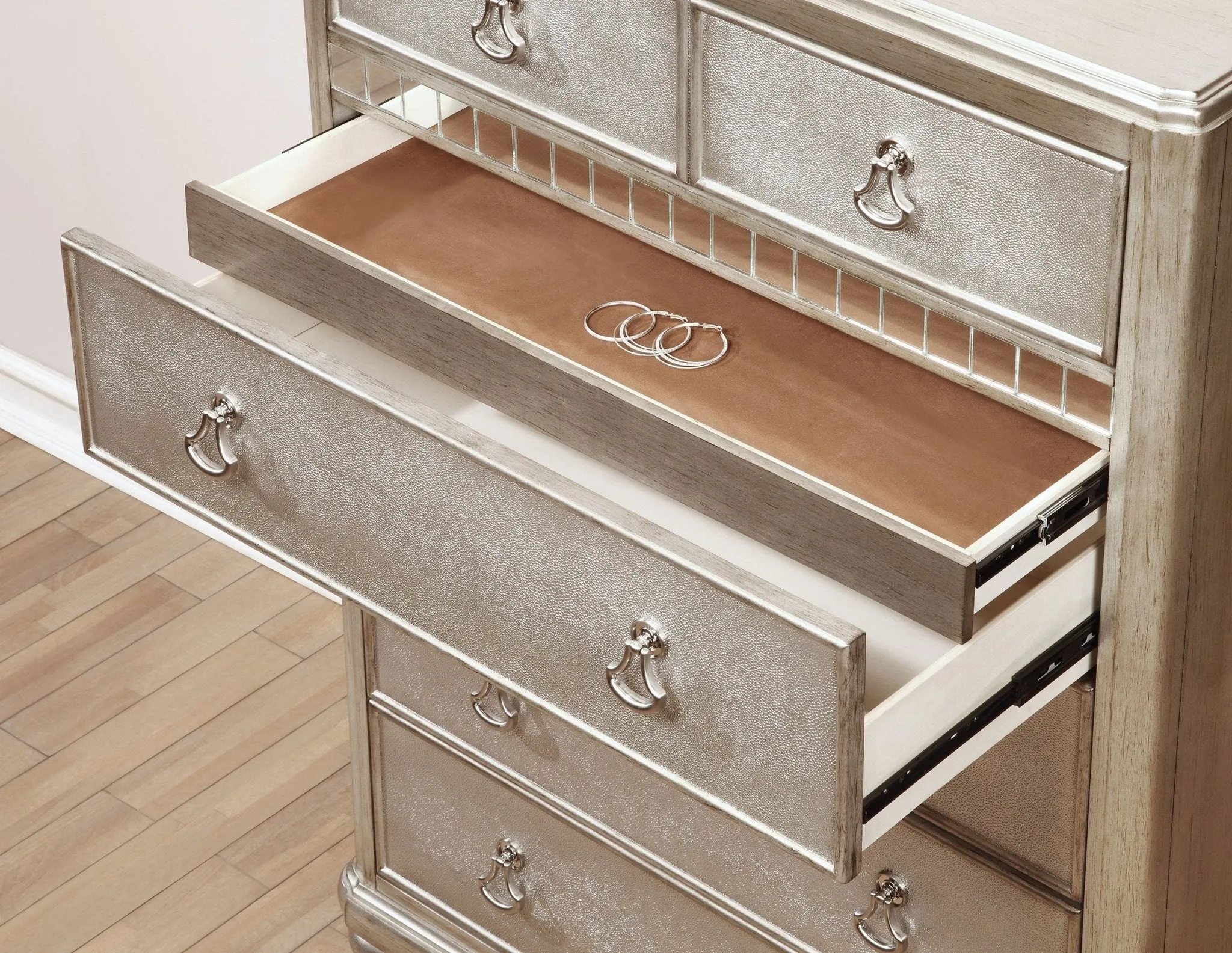 Bling Game 6-drawer Chest Metallic Platinum | Coaster