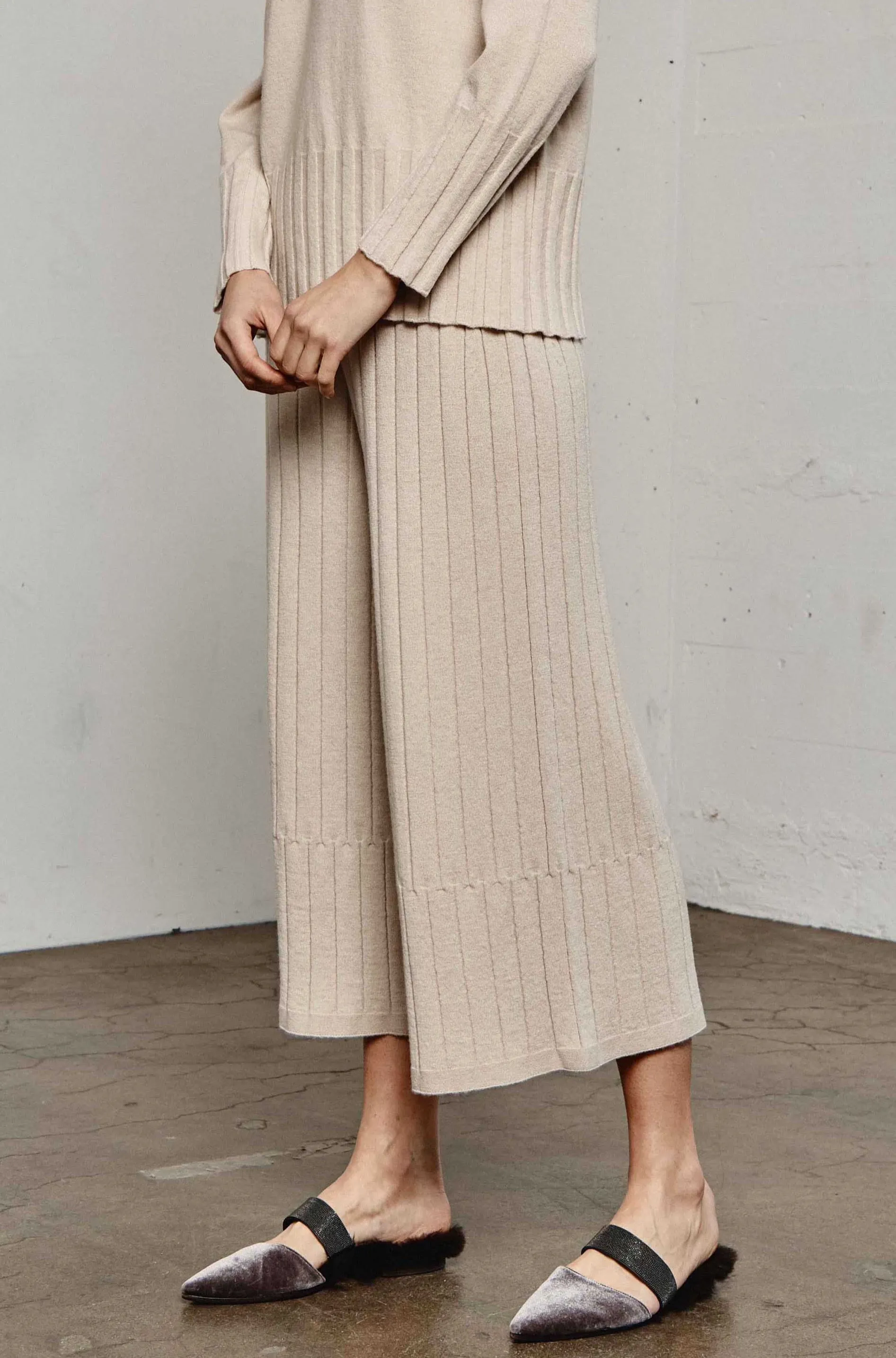 Long Ribbed Pants