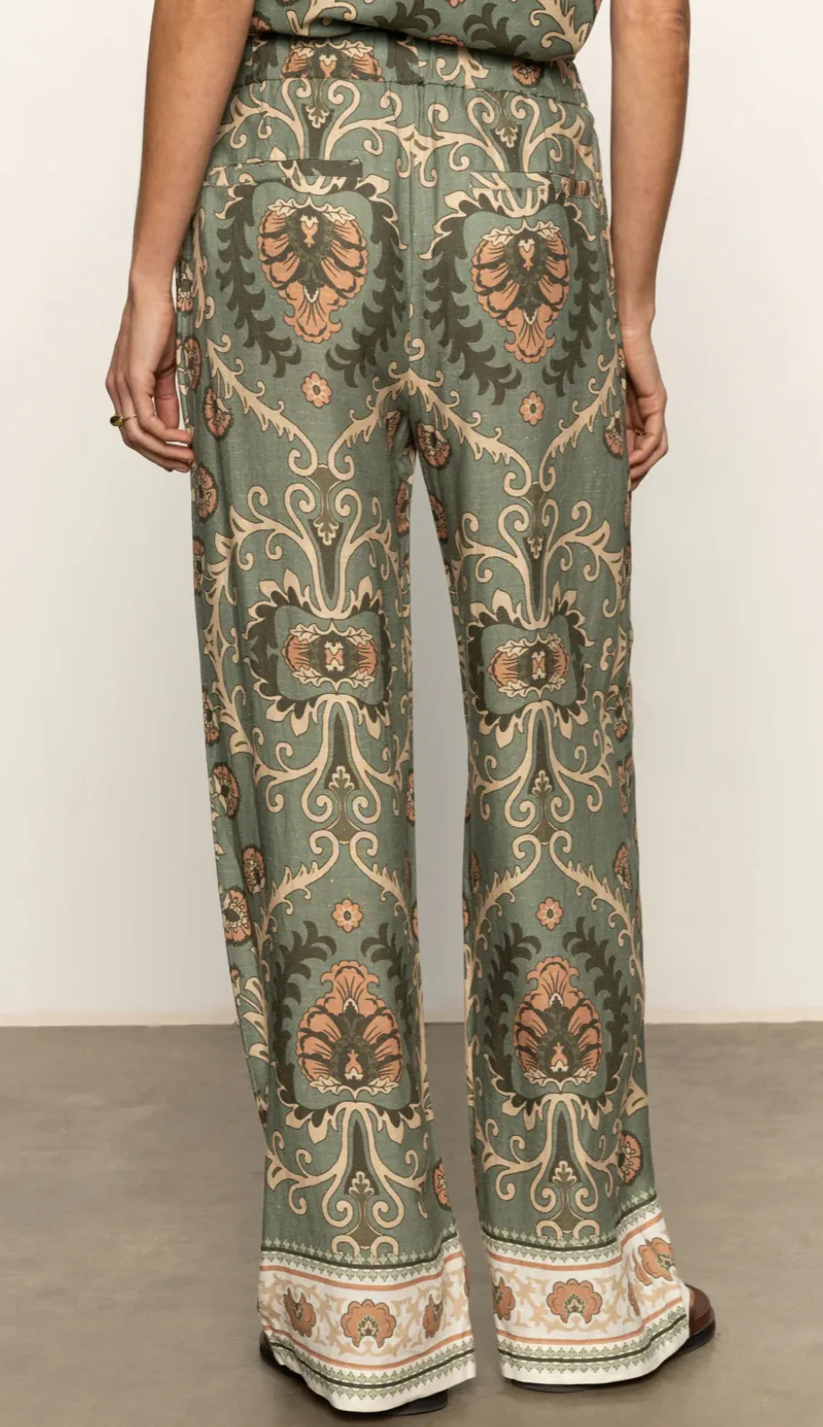 Soft Trouser in Mezzo Sage