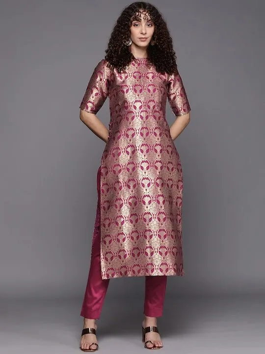Women Floral Kurta with Trousers