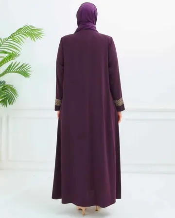 Zeenat Abaya