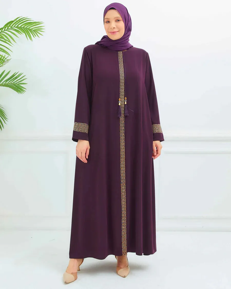 Zeenat Abaya
