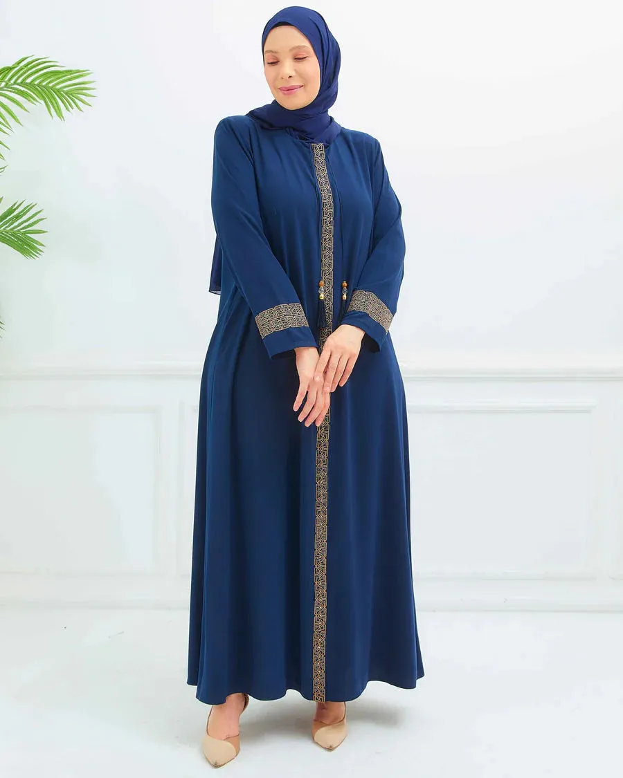 Zeenat Abaya